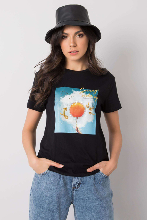 Melns T-krekls ar Trissa apdruku