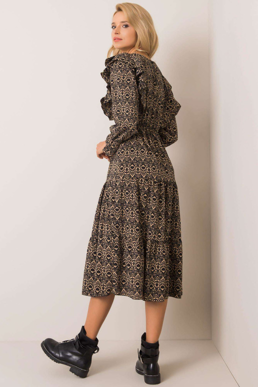 Melna un bēša kleita no Reese