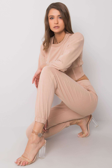 Bēšs ikdienas komplekts... 2