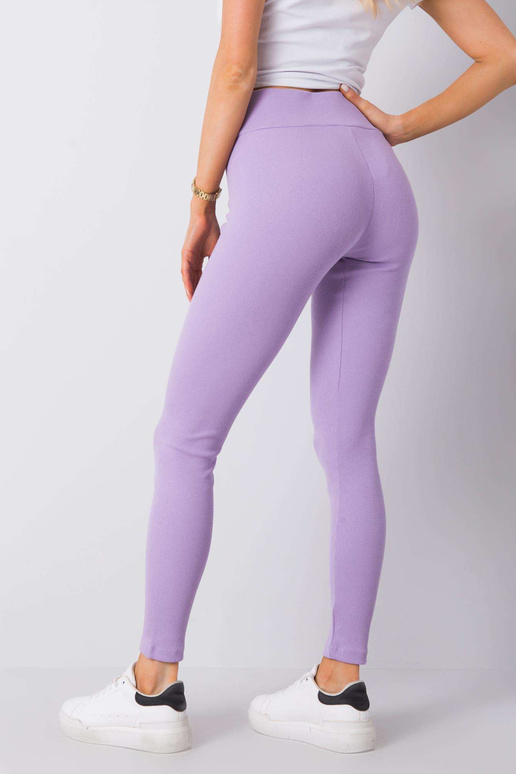 Purpursarkani Sanja rievoti legingi