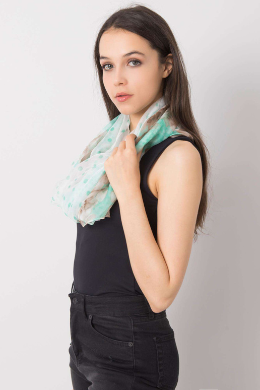 Zaļa un bēša šalle ar rakstiem