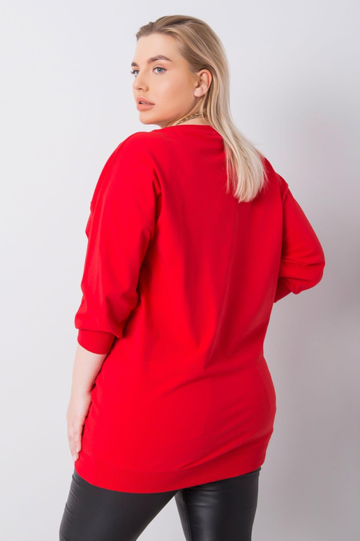 Sarkana plus izmēra blūze ar Messina... Sarkana plus izmēra blūze ar Messina...