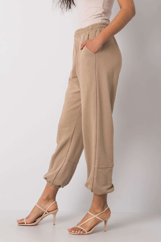 Tumši bēšas treniņbikses Maye