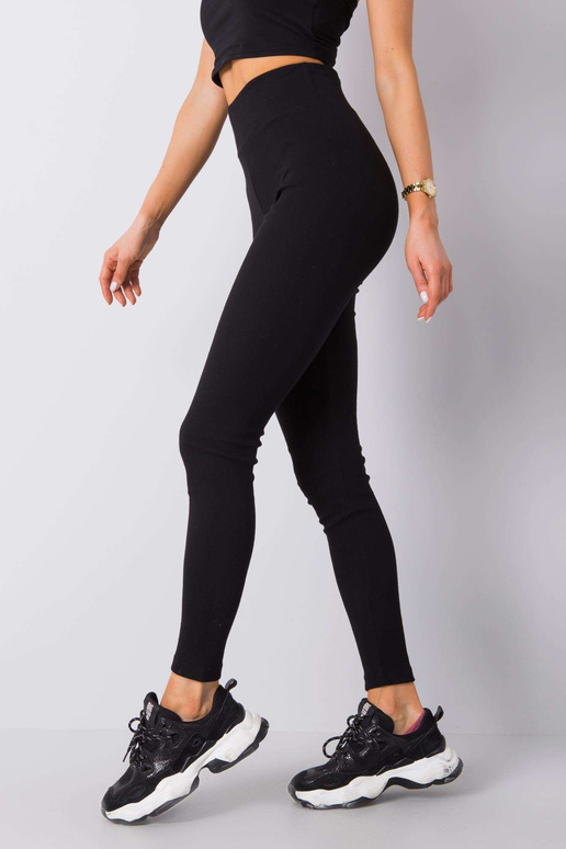 Melni Sanja rievoti legingi