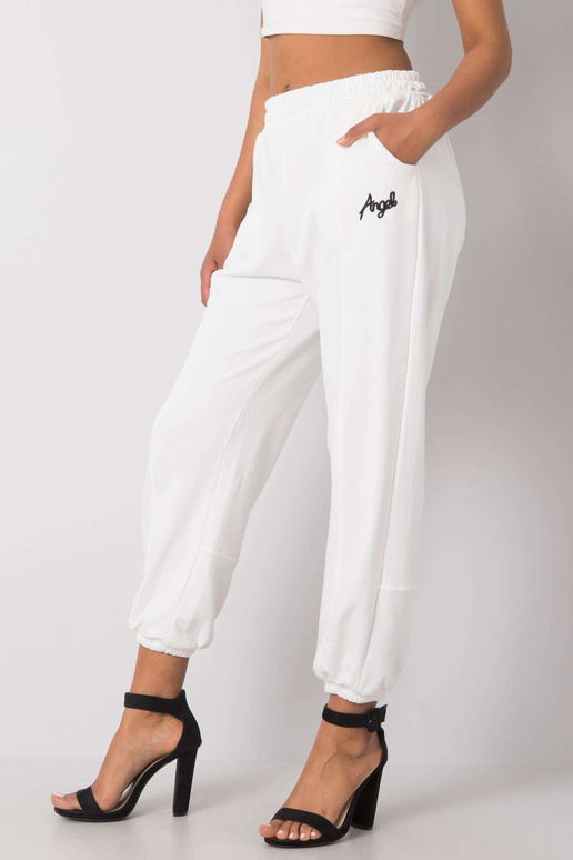 Richelle Baltas sporta bikses Richelle Baltas sporta bikses