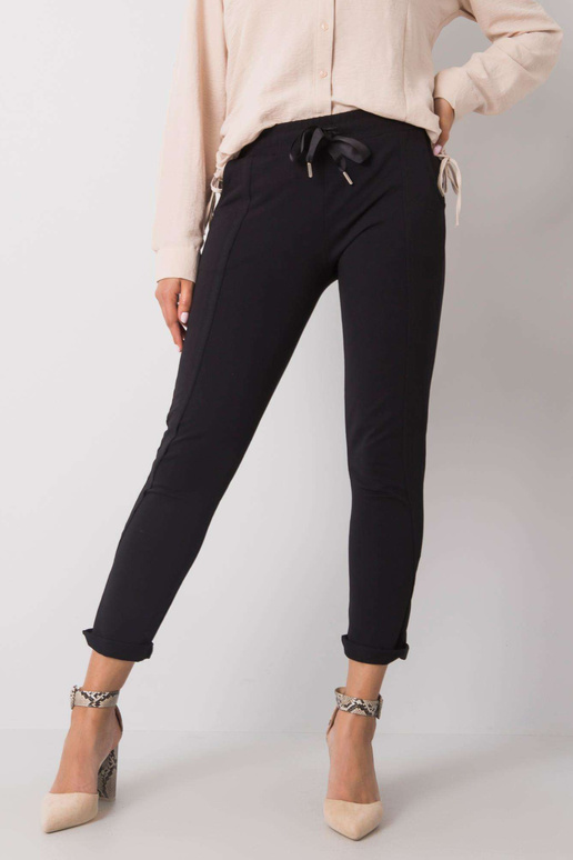 Hadley melnās sporta bikses