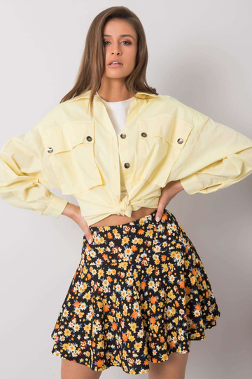 Dzeltens krekls ar kabatām...