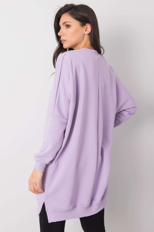 Gaiši violeta tunika ar uzrakstu...