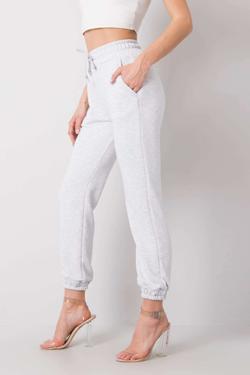 Gaiši pelēkas melanža...