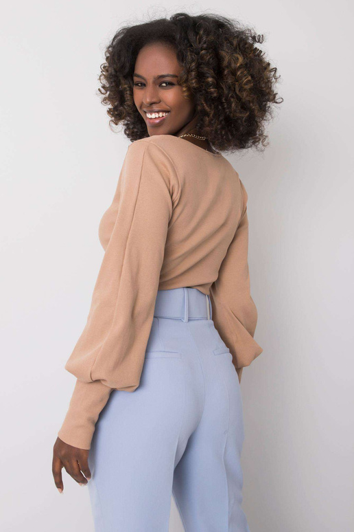 Tumši bēša ikdienas blūze Elsie RUE... Tumši bēša ikdienas blūze Elsie RUE...