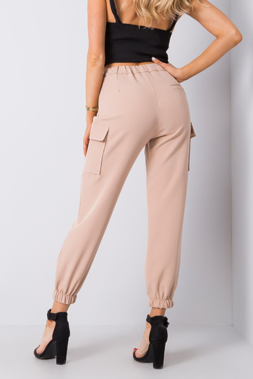 Bēšs Ester OCH BELL