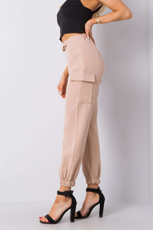 Bēšs Ester OCH BELL