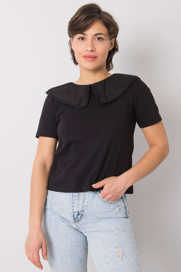 Melna blūze ar apkakli...