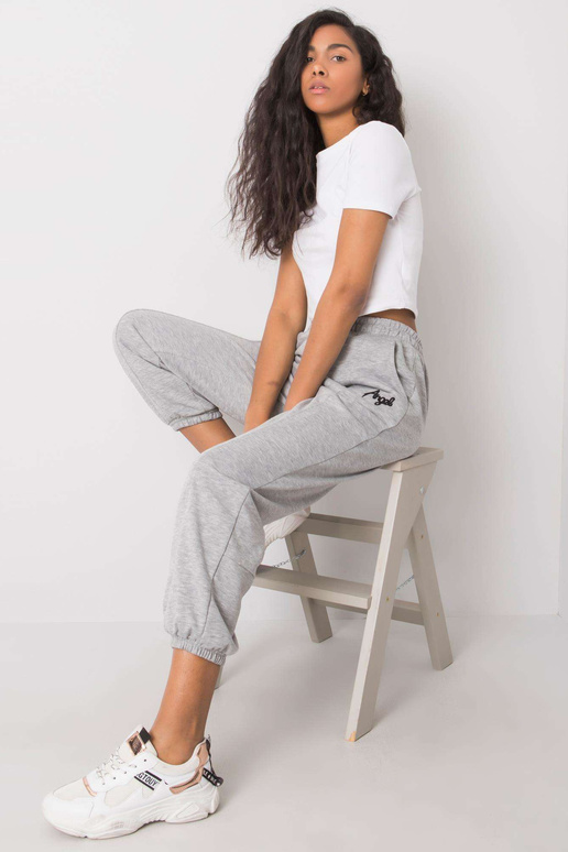 Pelēkas treniņbikses Richelle