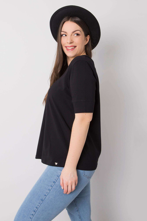 Melns liela izmēra kokvilnas T-krekls...