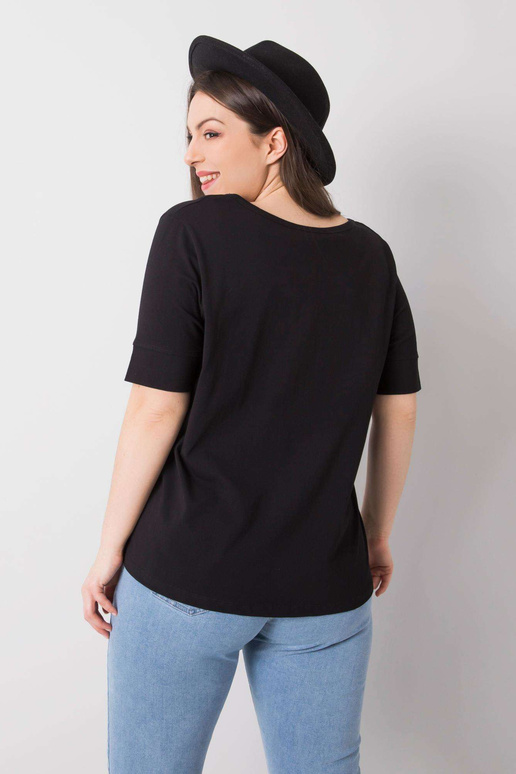 Melns liela izmēra kokvilnas T-krekls...