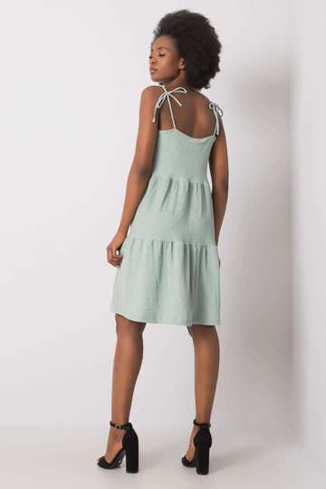 Gaiši zaļa flounces kleita... 2