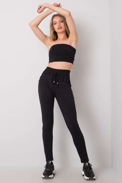 Melnas Mavia treniņbikses