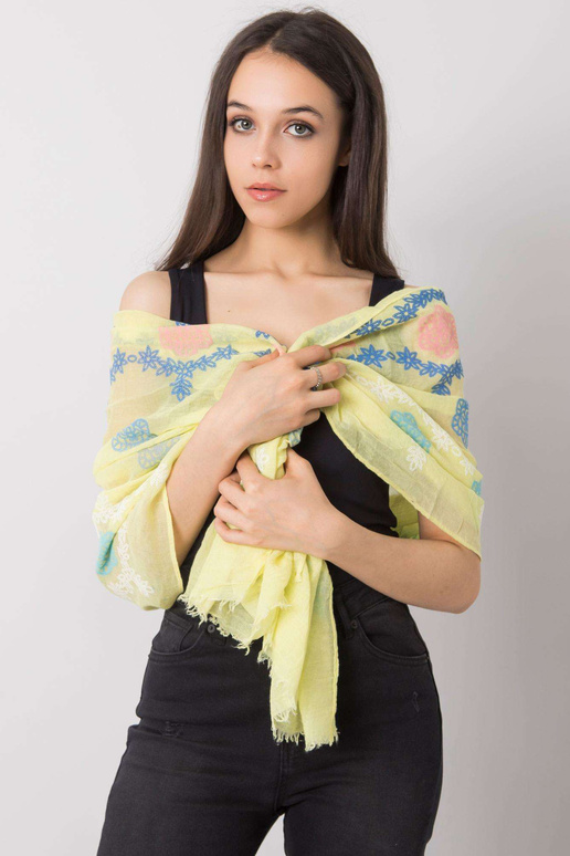 Dzeltena šalle ar krāsainu apdruku