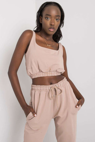 Tumši bēšs treniņtērpa...