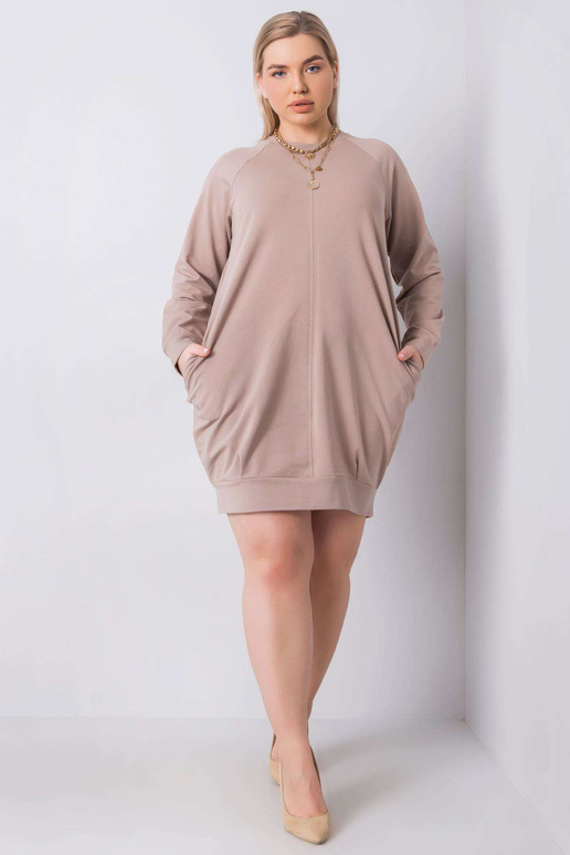 Ariadnes tumši bēša plus izmēra kleita