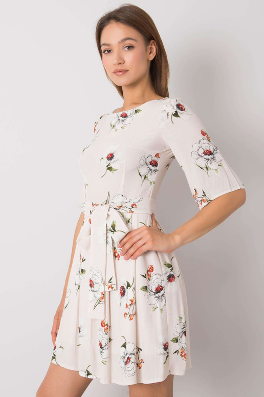 Azariah gaiši bēša ziedu kleita Azariah gaiši bēša ziedu kleita