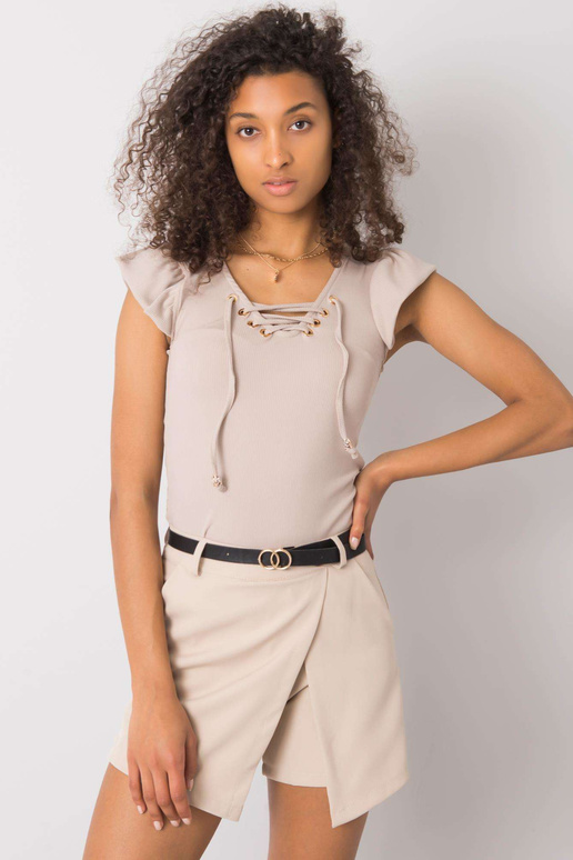 Bēša blūze ar Waverly šņorēm