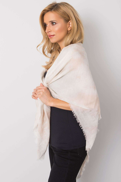 Bēša šalle ar svītrām