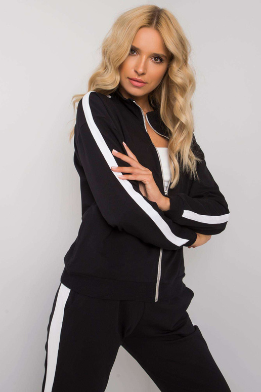 Melns sieviešu komplekts ar svītrām...