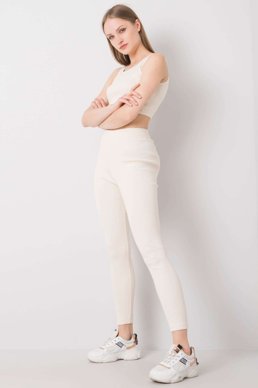 Ecru sporta komplekts Sue FOR FITNESS Ecru sporta komplekts Sue FOR FITNESS