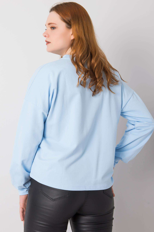 Gaiši zils liela izmēra sporta krekls...