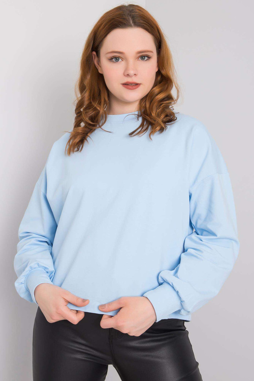 Gaiši zils liela izmēra sporta krekls...