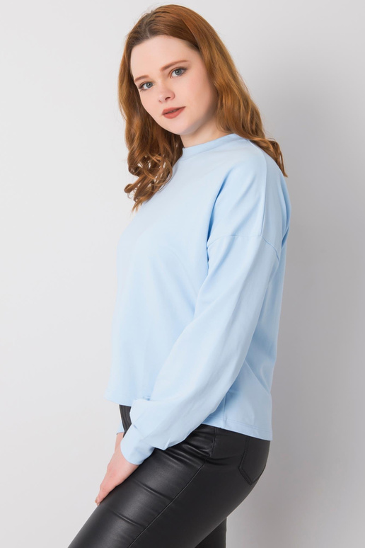 Gaiši zils liela izmēra sporta krekls...