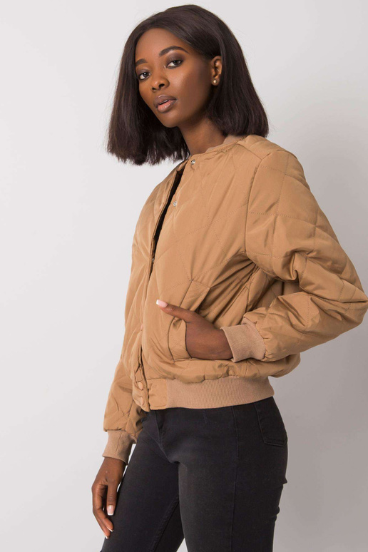 Sherise tumši bēša stepēta bomberjaka