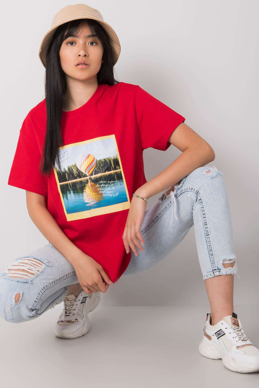 Sarkans T-krekls ar apdruku Solly