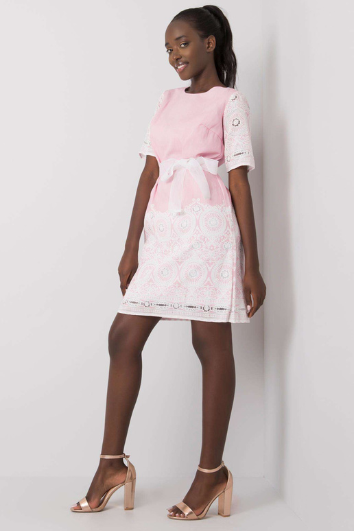 Rozā kleita ar jostiņu Lidija