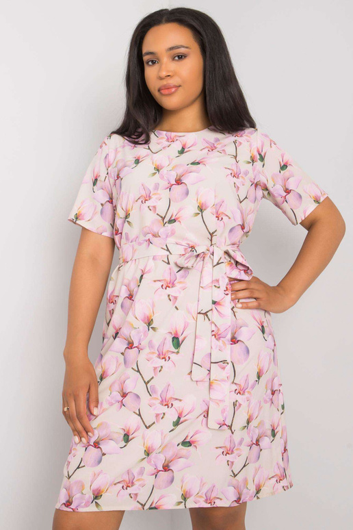 Bēša rakstaina liela izmēra kleita...