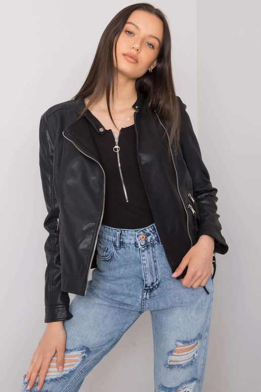 Velma Black Ramone jaka