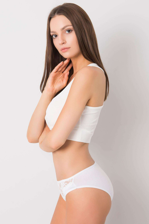 Baltas kokvilnas biksītes