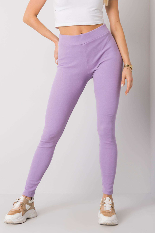 Gaiši purpursarkani Vesperu rievoti...