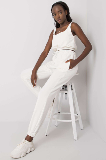 Ecru sporta tērpa komplekts...