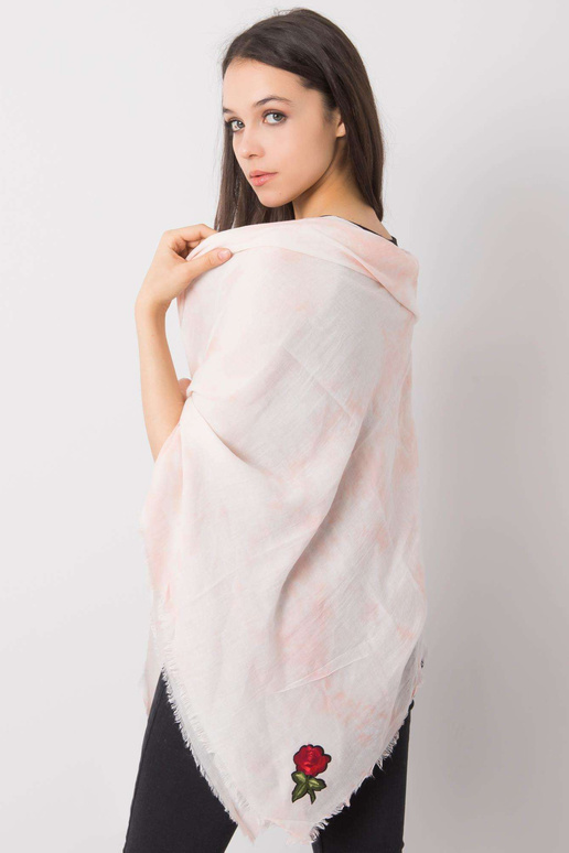 Persiku pleds ar svītrām