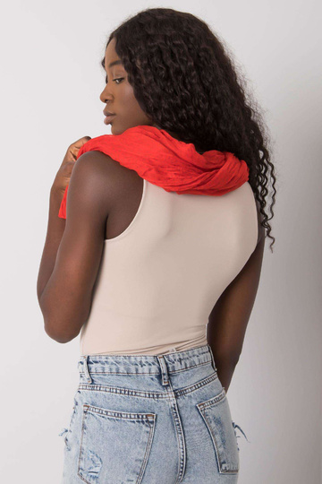 Sarkans un pelēks... 2