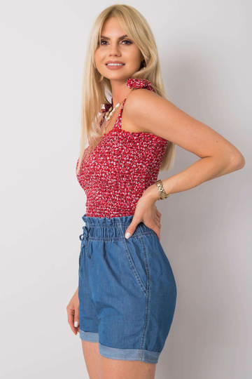 Tumši zili ikdienas šorti... 2