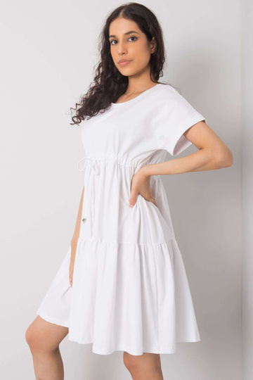 Balta ikdienas kleita... 2