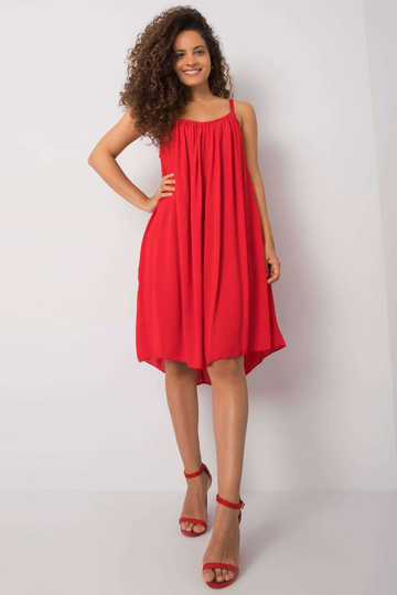 Sarkana kleita ar lencēm... 2