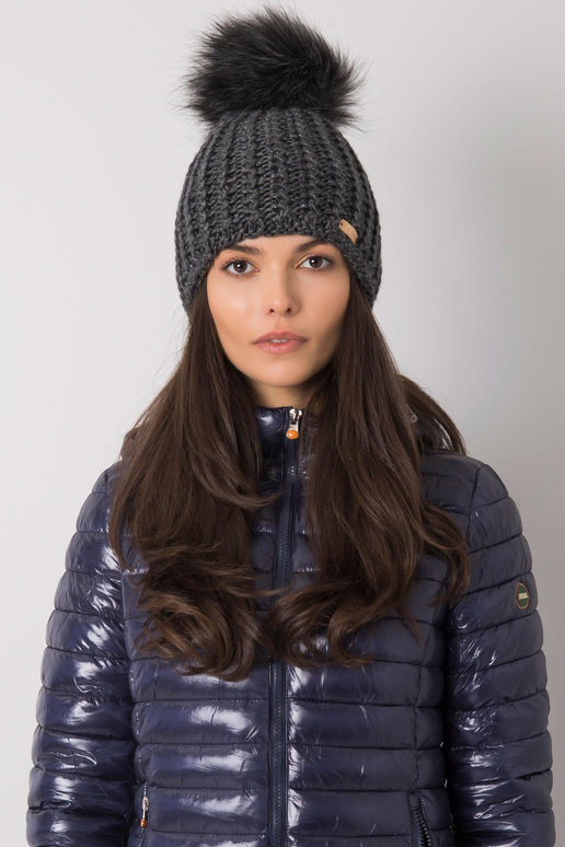 Tumši pelēka sieviešu ziemas cepure