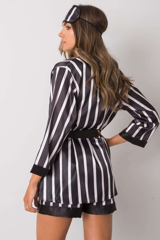 Melns svītrains guļamkomplekts