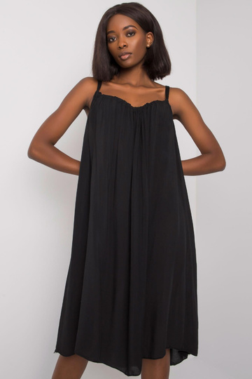 Melna kleita ar lencītēm...