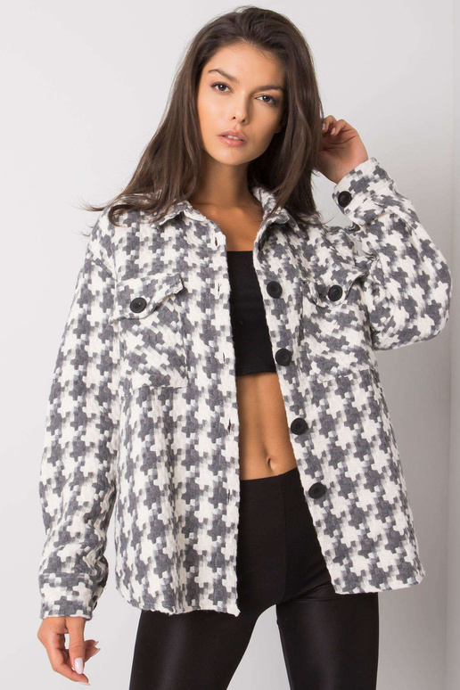 Balts un pelēks krekls ar kabatām...